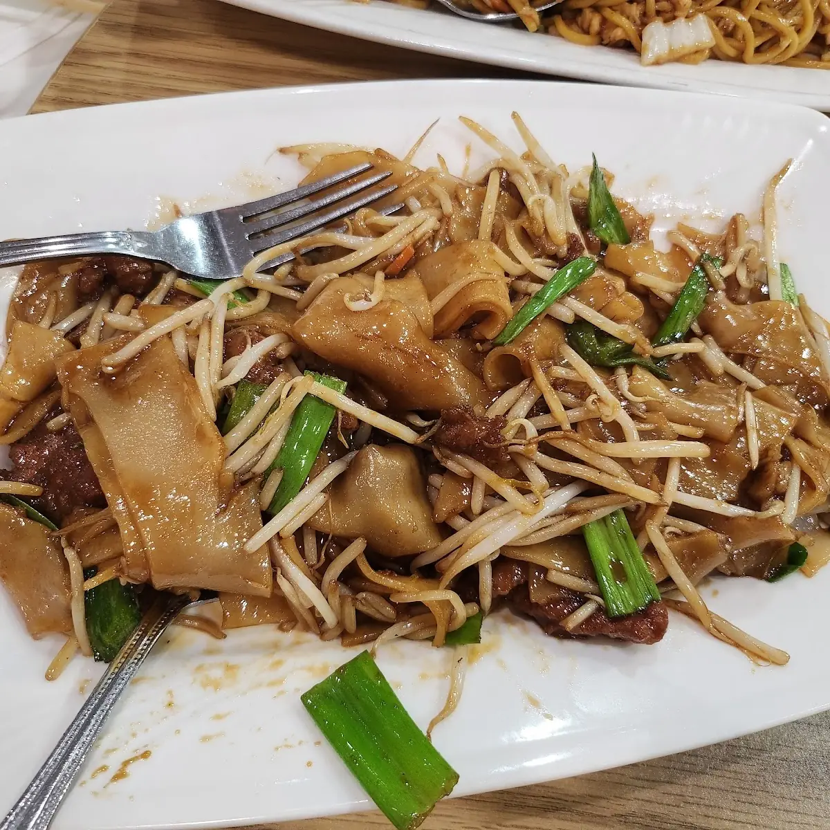 beef chow foon 干炒河粉
